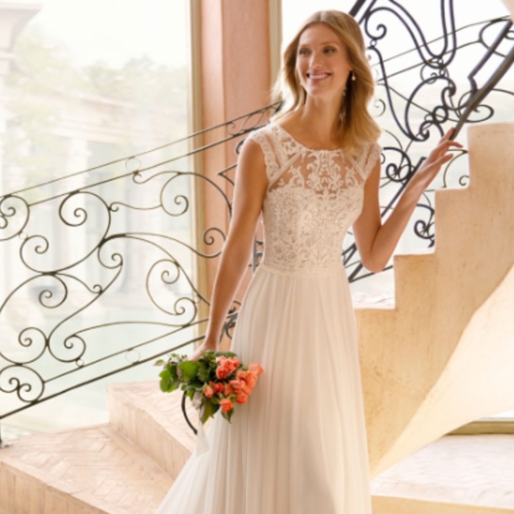 Rosa Clara Rialp Wedding Dress